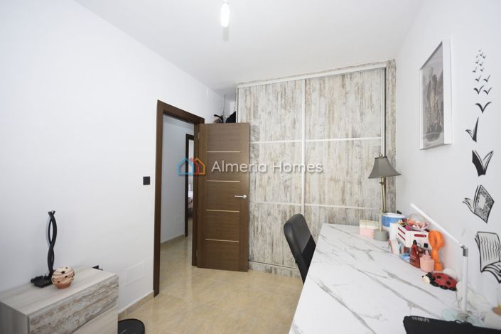 Image No.19-4 Bed Duplex for sale