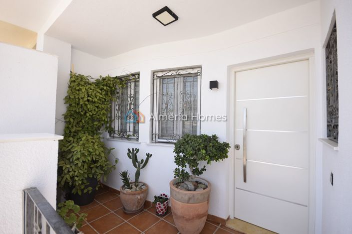 Image No.5-4 Bed Duplex for sale