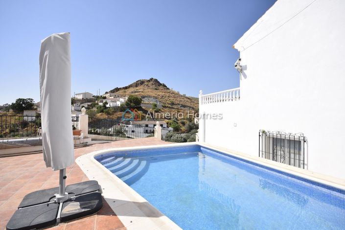 Image No.12-4 Bed Villa for sale