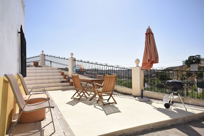 Image No.8-4 Bed Villa for sale