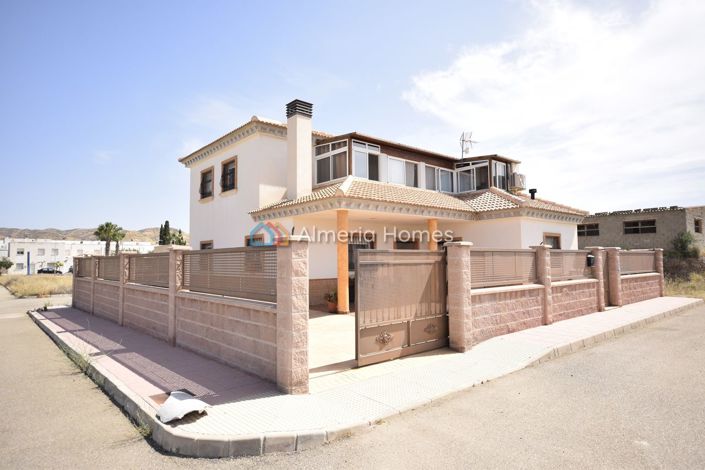 Image No.29-4 Bed Villa for sale