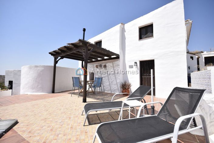 Image No.16-9 Bed Country House for sale