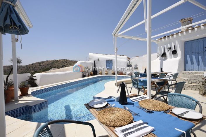 Image No.23-9 Bed Country House for sale