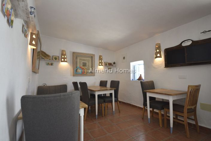 Image No.24-9 Bed Country House for sale