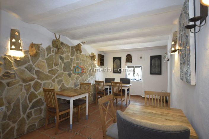 Image No.25-9 Bed Country House for sale