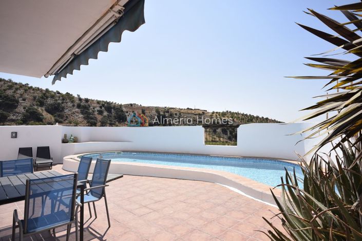 Image No.5-9 Bed Country House for sale