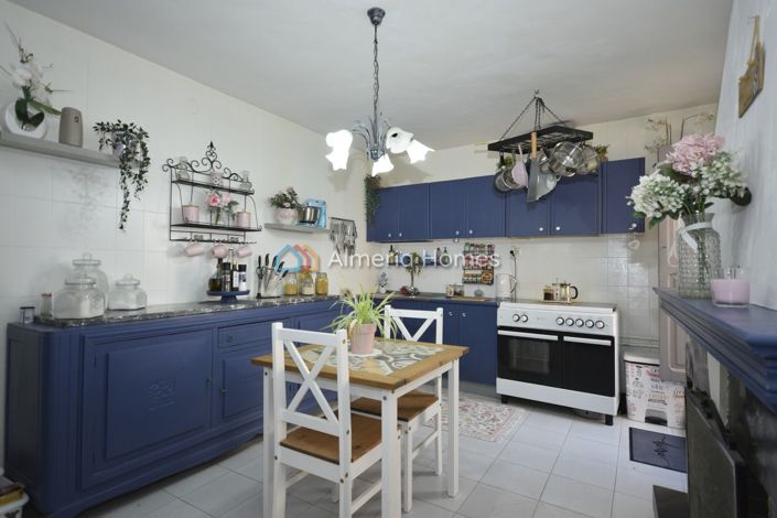 Image No.18-4 Bed Country House for sale