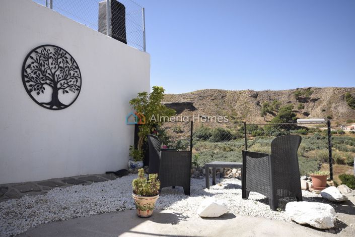 Image No.6-4 Bed Country House for sale