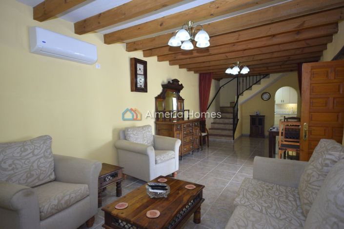 Image No.21-2 Bed Country House for sale