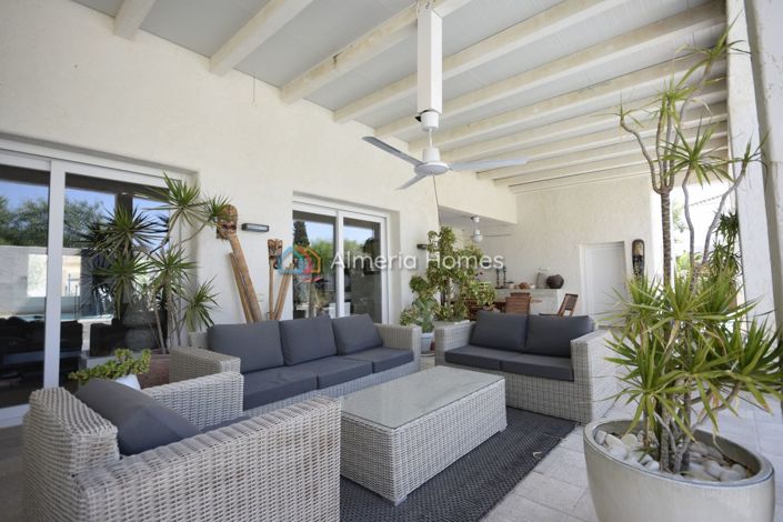 Image No.6-4 Bed Villa for sale