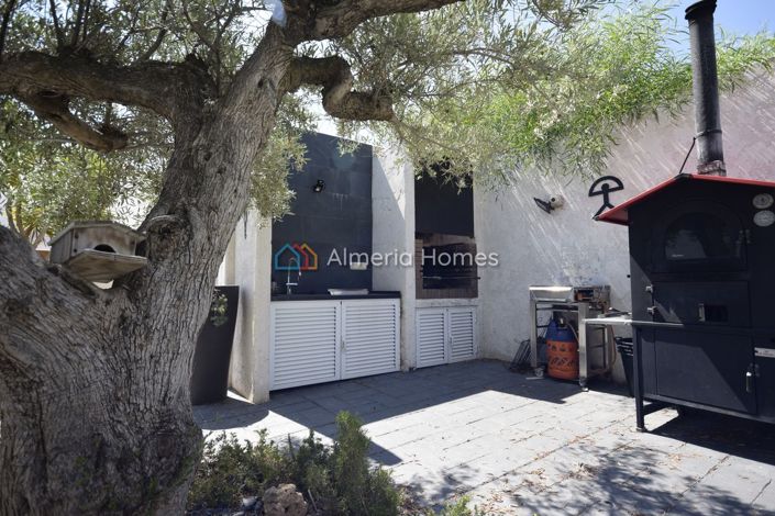 Image No.9-4 Bed Villa for sale