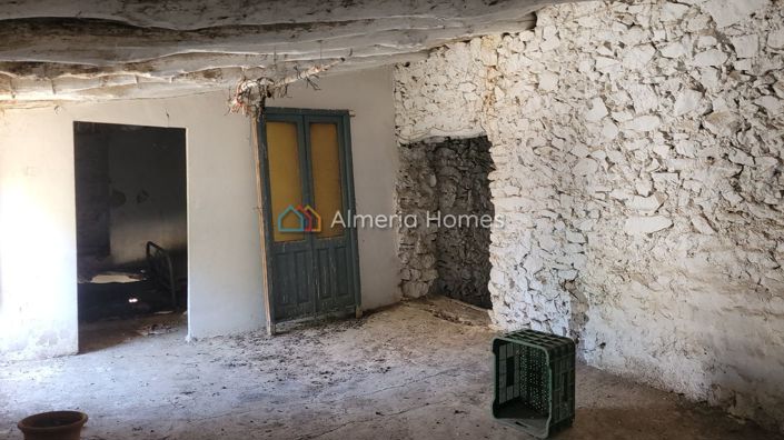 Image No.11-4 Bed Village House for sale