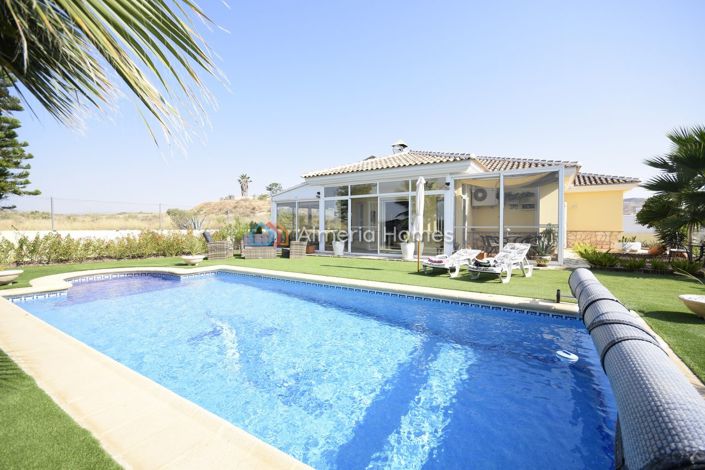 Image No.1-Villa de 3 chambres à vendre à Arboleas