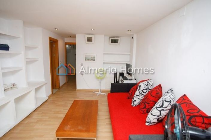 Image No.17-5 Bed Townhouse for sale