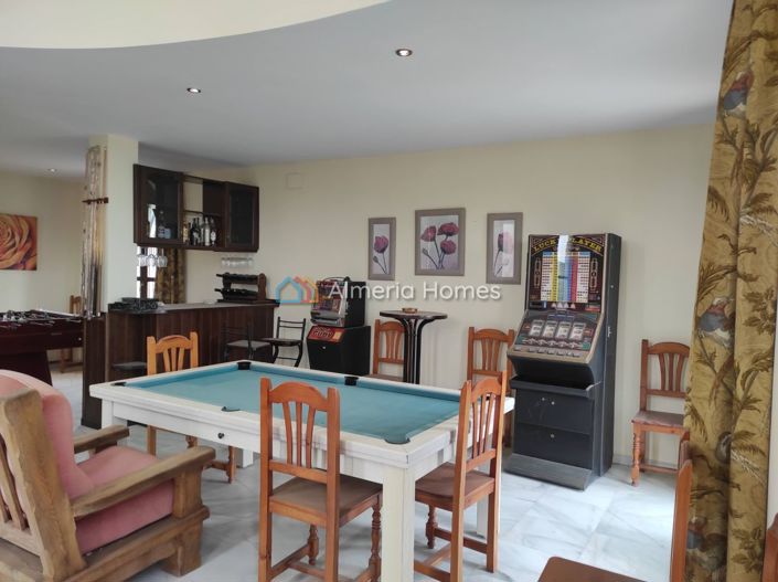 Image No.13-4 Bed Villa for sale