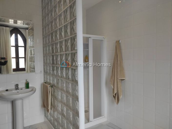 Image No.21-4 Bed Villa for sale