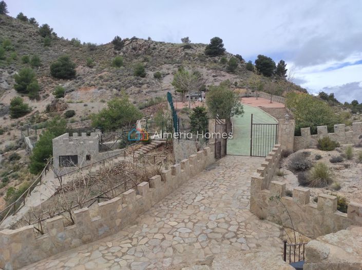 Image No.24-4 Bed Villa for sale