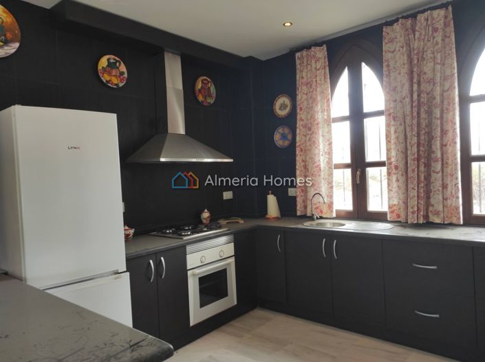 Image No.8-4 Bed Villa for sale