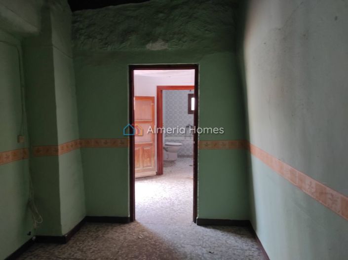 Image No.6-3 Bed Village House for sale