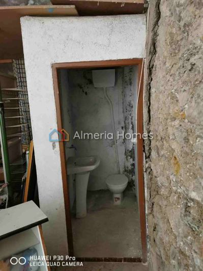 Image No.7-8 Bed Village House for sale