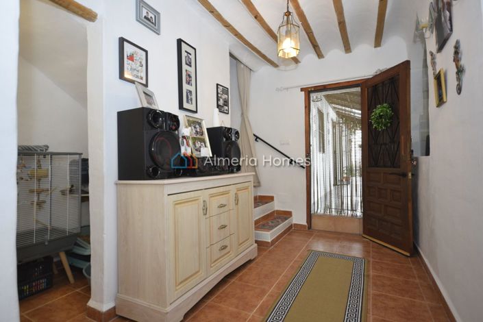 Image No.21-4 Bed Country House for sale