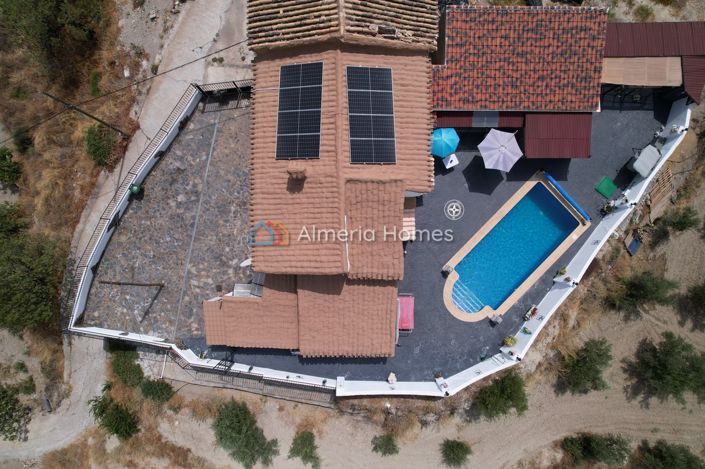 Image No.5-4 Bed Country House for sale