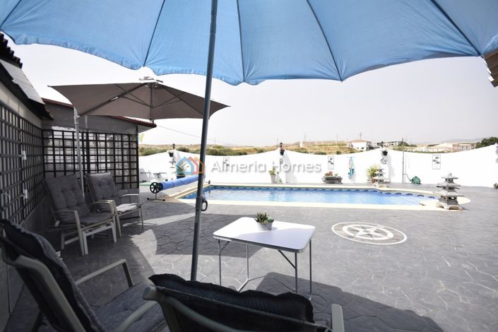 Image No.9-4 Bed Country House for sale