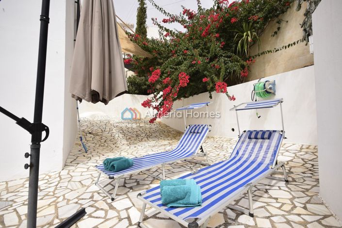 Image No.6-4 Bed Country House for sale