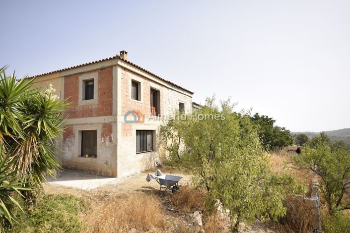 Image No.12-Maison de campagne de 6 chambres à vendre à Oria