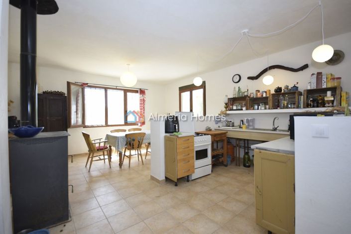 Image No.15-Maison de campagne de 6 chambres à vendre à Oria