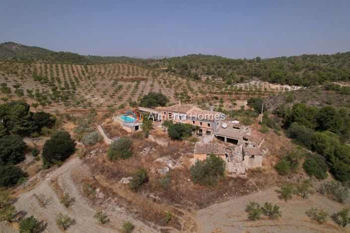 Image No.4-Maison de campagne de 6 chambres à vendre à Oria