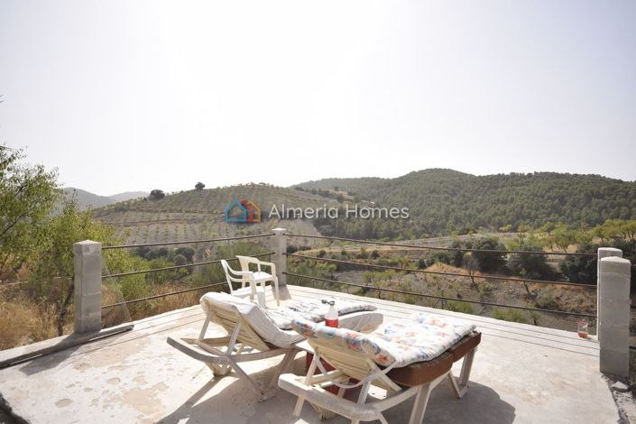 Image No.10-Maison de campagne de 6 chambres à vendre à Oria