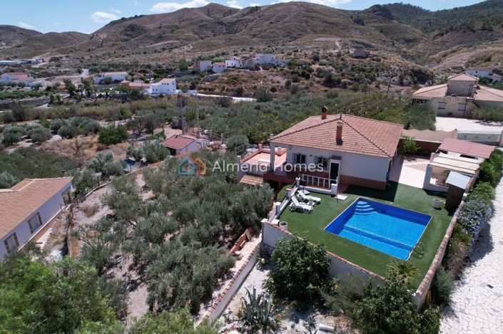 Image No.11-3 Bed Villa for sale