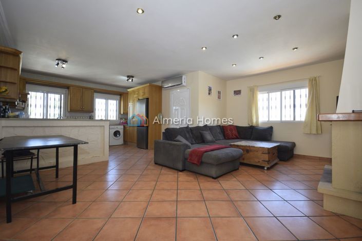 Image No.18-3 Bed Villa for sale