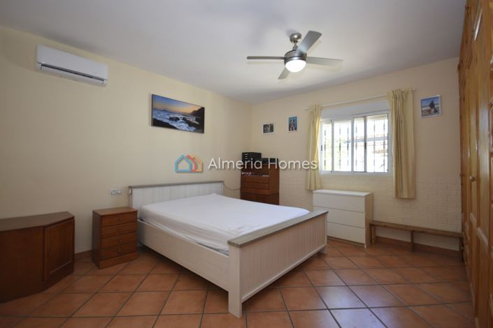 Image No.22-3 Bed Villa for sale