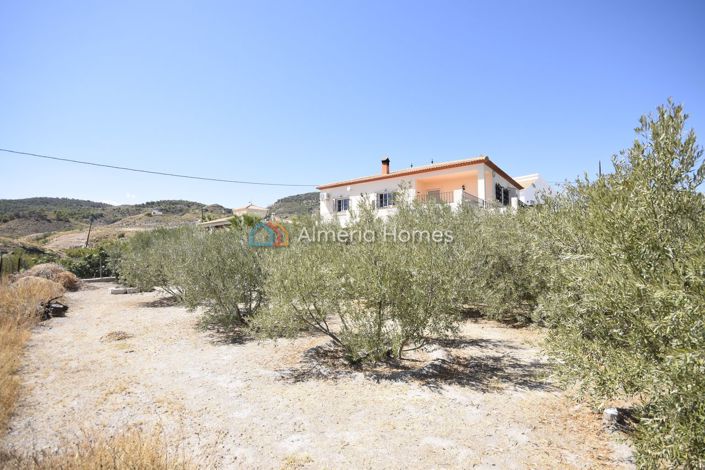 Image No.28-3 Bed Villa for sale