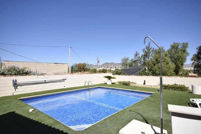 Image No.4-3 Bed Villa for sale