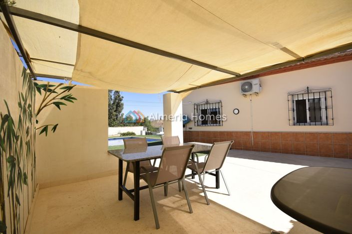 Image No.7-3 Bed Villa for sale