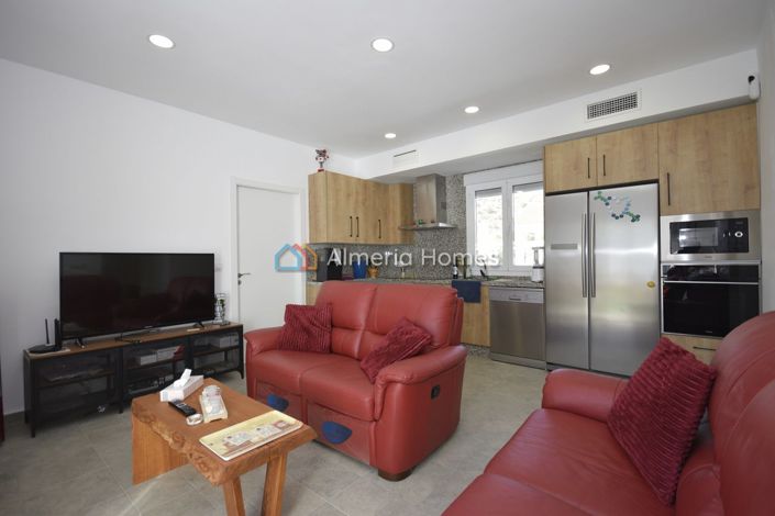 Image No.11-6 Bed Villa for sale