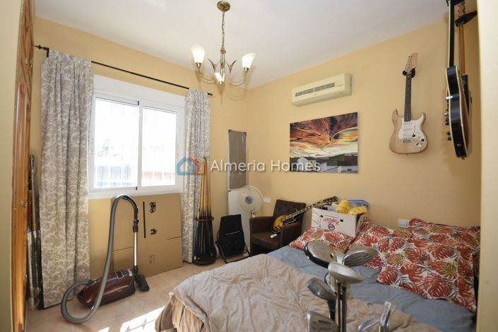 Image No.26-6 Bed Villa for sale