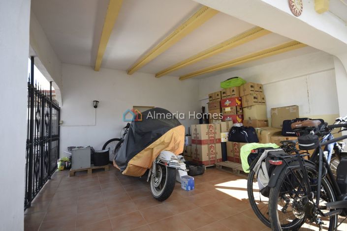 Image No.30-6 Bed Villa for sale