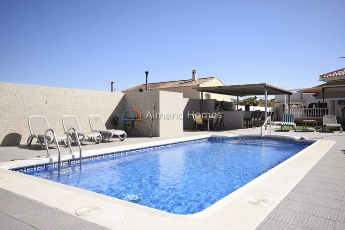 Image No.5-6 Bed Villa for sale