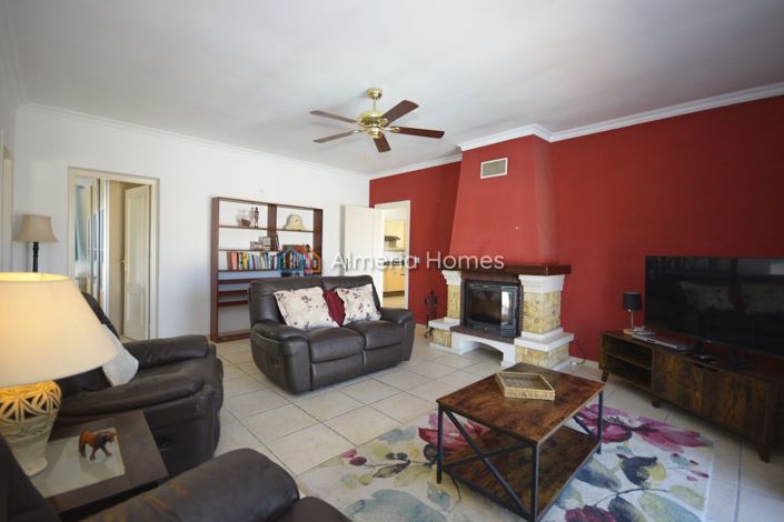 Image No.18-3 Bed Villa for sale