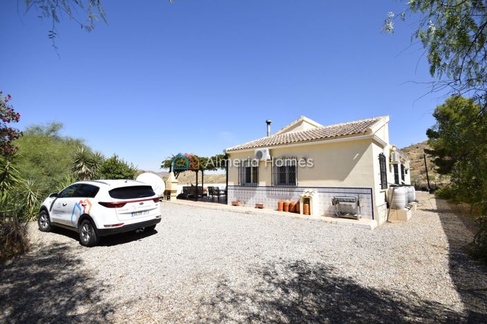 Image No.25-3 Bed Villa for sale