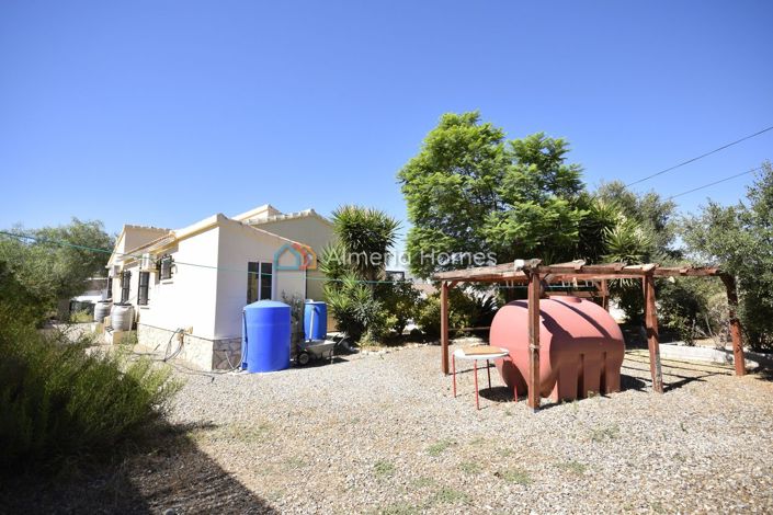 Image No.27-3 Bed Villa for sale