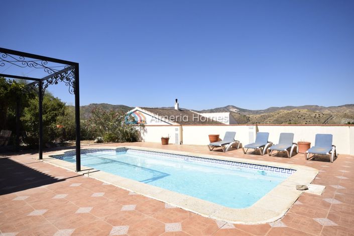 Image No.5-3 Bed Villa for sale