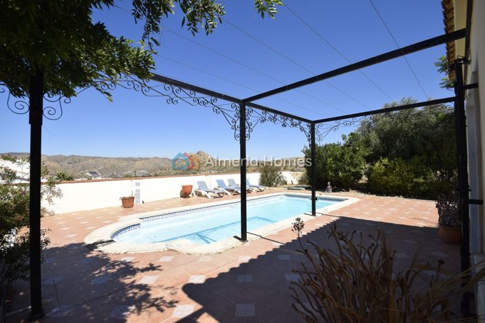 Image No.6-3 Bed Villa for sale