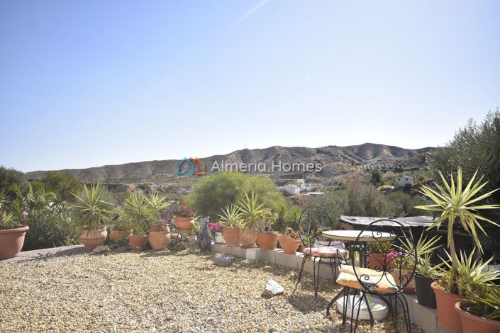 Image No.14-5 Bed Country House for sale