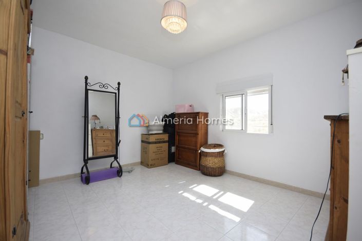 Image No.29-5 Bed Country House for sale