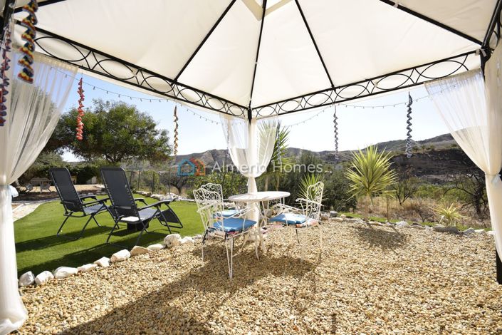 Image No.6-5 Bed Country House for sale